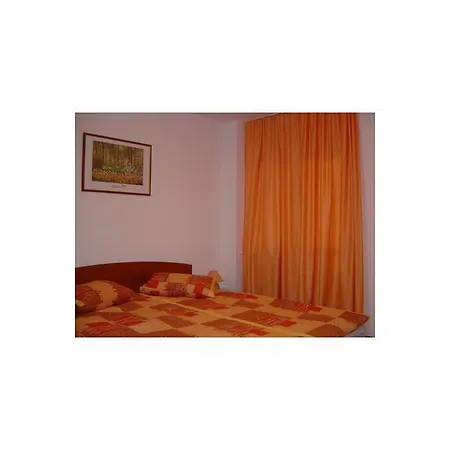 3 Panoramic *